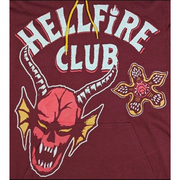 Stranger Things Hellfire Club Hoodie Maroon Mens Graphic 2-Sided Sweatshirt Sz L - Picture 3 of 6
